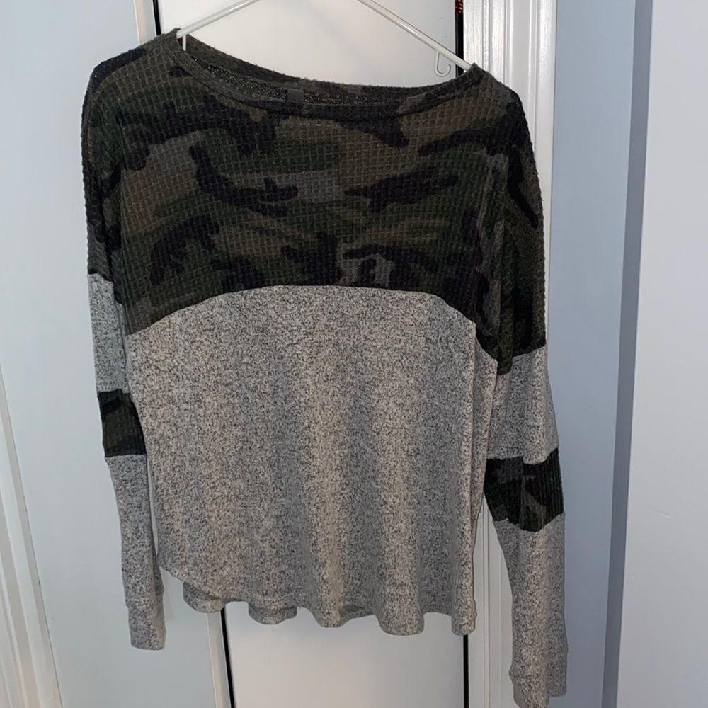 Camo top